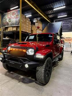 جیپ گلادیەتەر